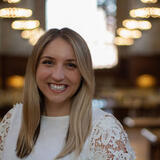 A headshot of Shannon Van Gundy