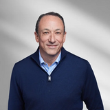 A headshot of Darren Dworkin