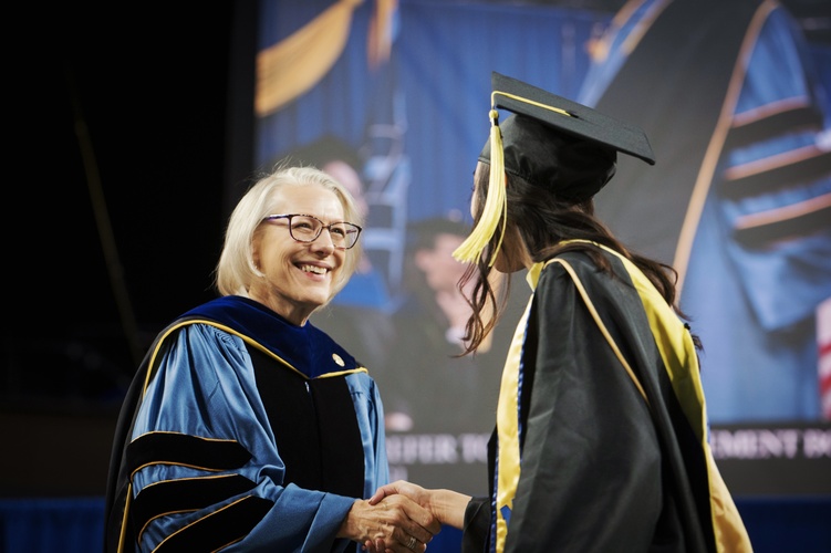 UMSI celebrates its largestever class of graduates umsi