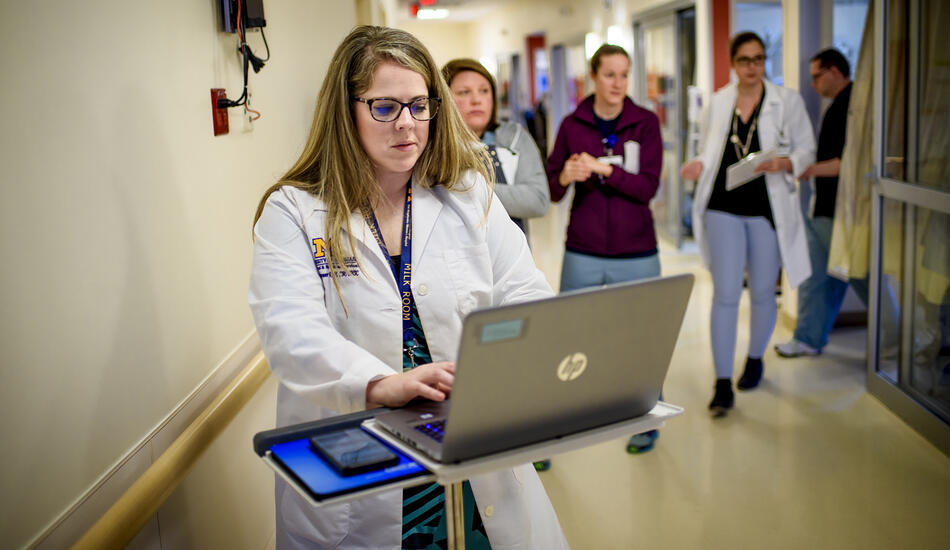MHI Student clinical setting