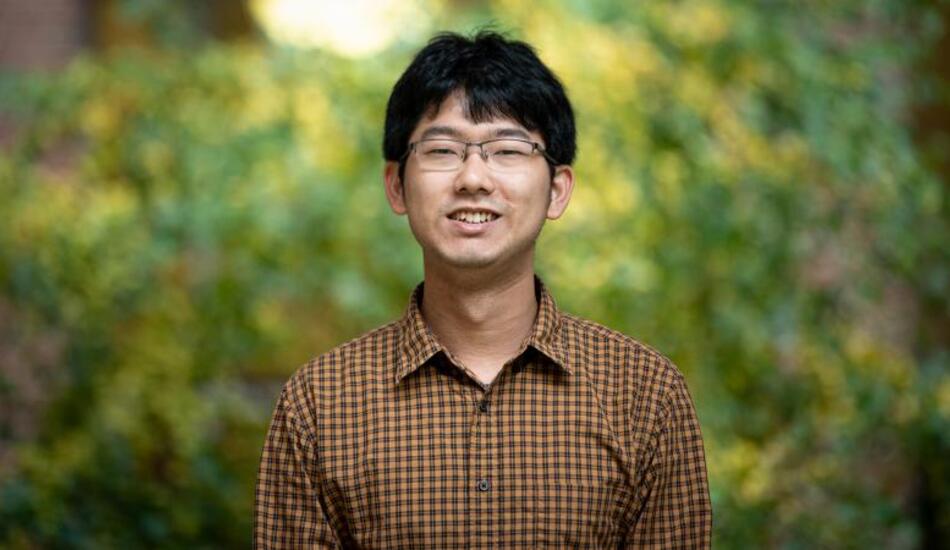 Zhewei Song