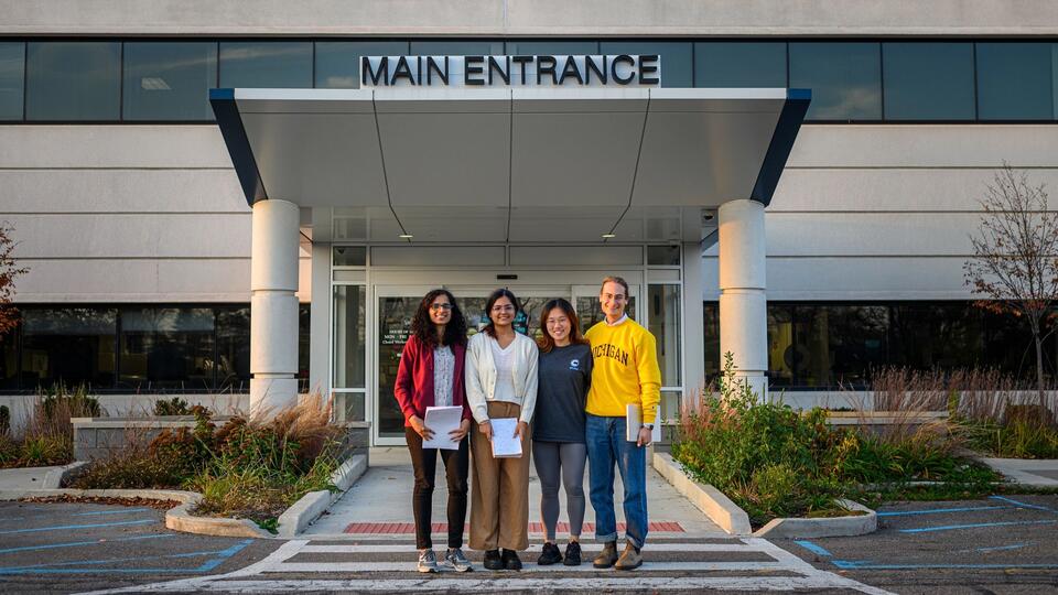 UMSI students team up with City of Dearborn to help residents access