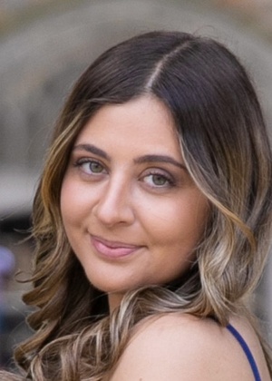 Arielle's Headshot
