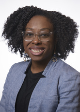 Headshot of Robin Brewer.